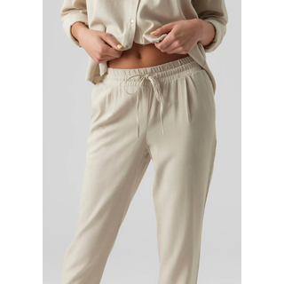 Schlupfhose VERO MODA "VMJESMILO MW ANKLE PANTS WVN NOOS", Damen, Gr. S (36), N-Gr, beige (silber lining), Web, Obermaterial: 55% Viskose, 45% Leinen, unifarben, regular fit knöchellang, Hosen Schlupfhose, mit Leinen, elastisches Bündchen und Kordelzug, Topseller