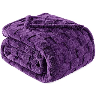 Exclusivo Mezcla Kuscheldecke Fleece-Decke, Superweiche 3D Karierte Wohndecke, Flauschige Tagesdecke für alle Jahreszeiten, 230 x 270 cm, Lila