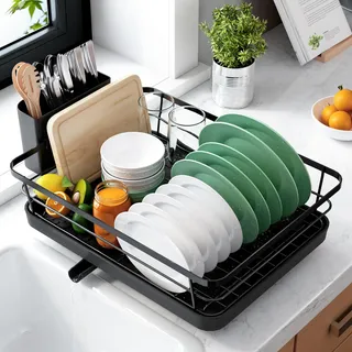 Kitsure Abtropfgestell mit Besteckhalter, 39,6 x 30,5 x 12,7 cm, Schwarz | Kompakter Geschirrabtropfer mit verstellbarem Ablauf, rost- und kratzbeständig, ideal für eine saubere Küchentheke