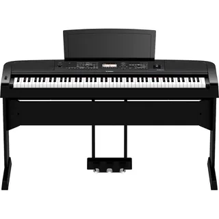 Yamaha DGX-670 black