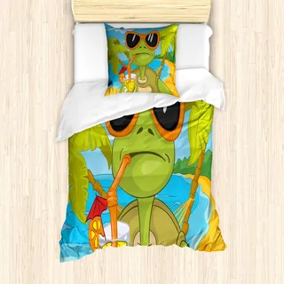 ABAKUHAUS Schildkröte Bettbezug Set, Kühle Meeresschildkröte mit Sonnenbrille-trinkendem Cocktail am Strand-Cartoon, 135 x 200 cm + 80 x 80 cm, Grün Orange Hellblau - Grün, Orange, Hellblau