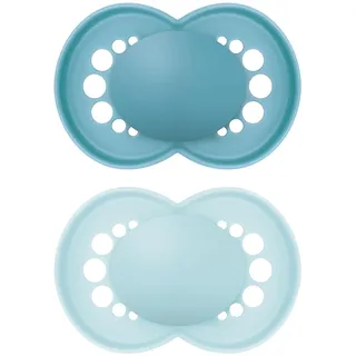 MAM Original Schnuller im 2er-Set, zahnfreundlicher Baby Schnuller aus nachhaltigen & bio-erneuerbaren Materialien, Sauger aus MAM SkinSoft Silikon, mit Schnullerbox, 6-16 Monate, blau/hellblau