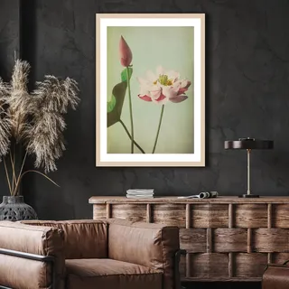 Queence Bild mit Rahmen "Gudrun", Blumenbilder Kunst Pflanze Premium Rahmenbild, farbe rahmen: hellbraun, farbe bild(er): grün
