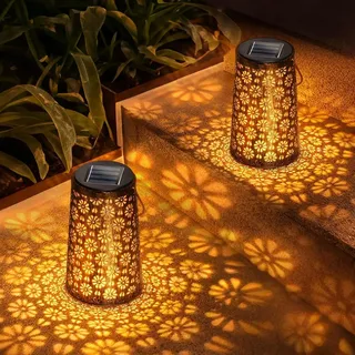 Solarlampen für Außen, 2 Stück Vintage LED Gartenleuchte mit Blumenmotiv, IP65 Wasserdicht & Automatische Beleuchtung Solarlaterne für Außen, Dekolaterne für Balkon Terrasse Camping Rasen Hinterhöfe