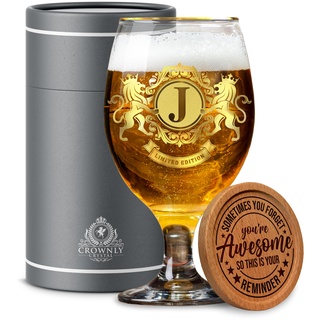 CROWNLY CRYSTAL® Personalisierte Geschenke Männer Bierglas Mit Gravur Geburtstagsgeschenk für Männer Adventskalender Bier Hochzeitstag Geschenke für Männer Geschenke für Männer Geburtstag (J)