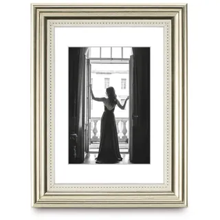 Hama Bilderrahmen Vienna, 30x40cm (Kunststoffrahmen, auffälliger Barock Stil, mit dezenten Verzierungen, für Hochformat, für Querformat, zum Hängen, Reflex Glas) silber