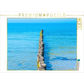 CALVENDO Puzzle Buhnen aus Holzstämmen schützen den Strand der Insel Hiddensee vor Erosion und ragen weit in das Wasser der Ostsee hinein, Insel Hiddensee, Ostsee, Mecklenburg-Vorpommern, Deutschland 2000 Teile Puzzle quer | 2000 Teile Lege-Größe 90x67cm F