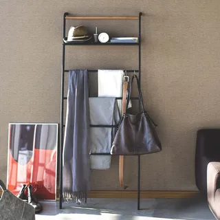 Yamazaki Home Kleiderständer Garderobenständer Dekoleiter mit Regal zum Anlehnen schwarz 65x161cm - Schwarz