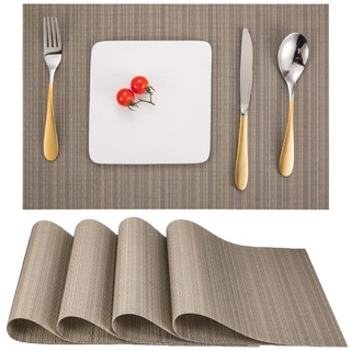 Myir JUN Tischsets Abwaschbar 4er Set,Gewebte Platzdeckchen Abwaschbar rutschfest Abgrifffeste Hitzebeständig,Vinyl Platzsets Abwaschbar für küche Speisetisch Hotel,Platz-Matten 30x45cm (Silber Gold)