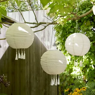 Lights4fun 3er Set Lucena Cremefarbene Solar-Lampions Solarlampen für Außen Deko Garten Balkon Gartenleuchte Sommerparty Beleuchtung Solarleuchten Hängend Laternen 35 cm Wetterfest