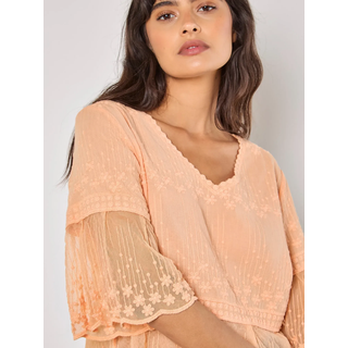 Klassische Bluse APRICOT "Bluse", Damen, Gr. M/L (38/40), rot (peach), Obermaterial: 100% Baumwolle CO., bestickt, Blusen Klassische Bluse, mit Stickerei
