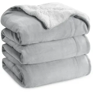 BEDSURE Kuscheldecke - Warm Sherpa Wolldecke & Sofadecke, Flauschig Sofaüberwurf Decke, Dicke Couchdecke, Fleecedecke, Flauschige Wohndecke für Couch, Hellgrau, 220x240 cm, XXL
