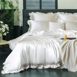 Freyamy Satin Bettwäsche 135x200 Glatt Luxus Seide Glanzsatin Bettwäsche Set Weiß Einfarbig Rüschen Romantisch Sommer Bettwäsche Sets 1 Bettbezüge und Kissenbezug 80x80 mit Reißverschlüsse