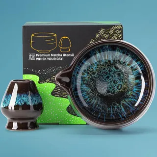 TEANAGOO 2 Stück Matcha Schale mit Ausgießer,Keramik 17.2oz/510ml Matcha Schüssel Set und Schneebesenhalter,Blaue Matcha Chawan mit Ständer, Grünteemischung Schüssel, Geschenk für Freund/Familie