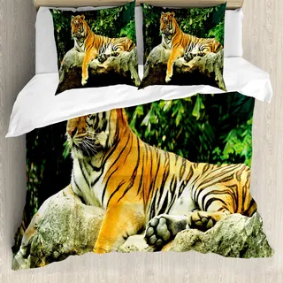 ABAKUHAUS Tiger Bettbezug, Big Cat Resting in Wald, Milbensicher Allergiker geeignet mit Kissenbezügen, 155 cm x 220 cm - 80 x 80 cm, Mehrfarbig