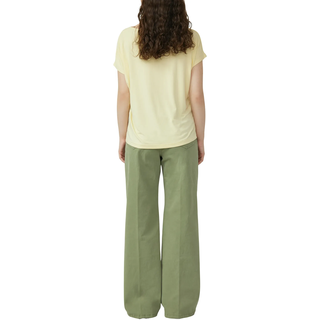 T-Shirt S.OLIVER, Damen, Gr. 46, butter gelb, Jersey, Obermaterial: 95% Viskose, 5% Elasthan, regular fit taillenbedeckt, Rundhals, Shirts T-Shirt, mit Markenlabel