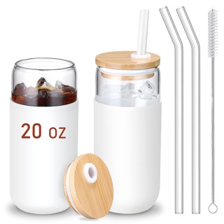 590 ml Glasbecher mit Bambusdeckel und Trinkhalmen – Bierdosenförmige Trinkgläser mit Silikon-Schutzhüllen-Set, Eiskaffeegläser, niedlicher Becher für Wasser, Smoothie, Boba-Tee, Geschenk – 2 Stück