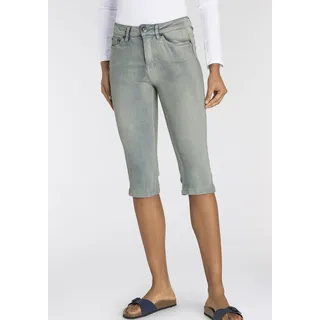 Arizona Caprijeans »mit Schlitz am Saum« schmale Passform, mit stylischen Nieten, hohe Taille, blau