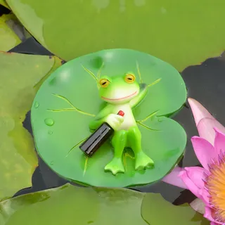 Lokideer Schwimmender Frosch Gartenfigur auf Seerosenblatt, lustiger Harz Frosch Deko Statue, wetterfeste Schwimmdeko für Gartenteich, Pool, Balkon, Terrasse, Innen & Außen, originelles Geschenk