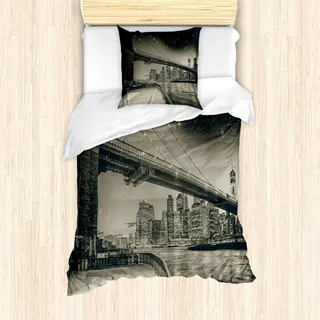 ABAKUHAUS New York Mantele, Brooklyn-Brücke Nacht, Milbensicher Allergiker geeignet mit Kissenbezügen, 135 cm x 200 cm - 80 x 80 cm, Dunkler Sepia Schwarz - Beige