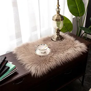 Teppich Wölkchen Schaffell Lammfell Imitat Fellteppich Kunstfell Teppich Waschbar - Flauschiger Teppich Wohnzimmer, Bettvorleger Schlafzimmer - Beige - 40x60 cm