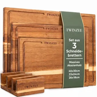 Twinzee Schneidebrett 3er Set Akazie - Holzbretter mit Saftrille | 40x30 / 33x24 / 26x18 cm · 2 cm Dicke · Mit Brettständer · Massives Akazienholz · Servierbrett · Küchenbrett Holz