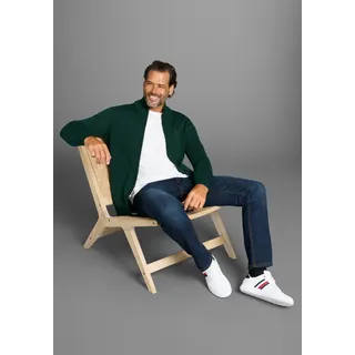 Strickjacke MAN'S WORLD "in vielen Farben Preis- Leistungsbestseller", Herren, Gr. 3XL (64/66), grün (dunkelgrün), Strick, Obermaterial: 50% Baumwolle, 50% Polyacryl, unifarben, Basic, regular fit, ohne Ausschnitt, Rippstrickbündchen, Strickjacken Strickjacke, aus Baumwollmischung, bequeme Paßform, Topseller