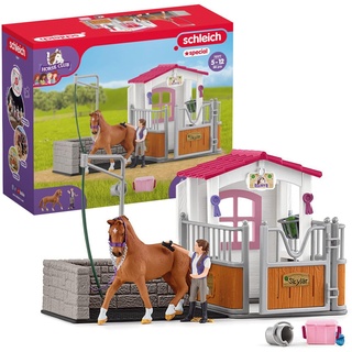 schleich HORSE CLUB 72177 - 13-Teiliges Pferde Spielzeug Set für Mädchen und Jungen ab 5 Jahren, Spielset mit Pferdestall, Waschplatz, Stall, Pferd, Reiterin und Pferde Zubehör