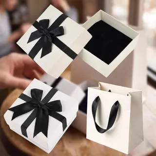 FRTAOOP Kleiner Geschenkboxen zum Verpacken von Schmuck - 7,5x7,5x3,5cm | Passt mühelos in kleine Handtaschen - Geschenke wie verpackte Ringe & Halsketten können jederzeit überreicht werden - Weiß