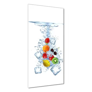 Wallario selbstklebende Duschrückwand 90 x 190 cm mit Motiv Obst-Eiswürfel-Mix im Wasser mit weißem Hintergrund - Wandverkleidung mit Hochglanzlaminat in Glasoptik - Weiß