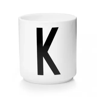 Design Letters Porzellan Kaffeetassen A-Z | Weiße Tassen für Weihnachten, Weihnachtsgeschenke Kleinigkeiten, Weihnachtsgeschenke für Frauen, Männer | Kaffeebecher | Tasse Personalisiert | 250 Ml
