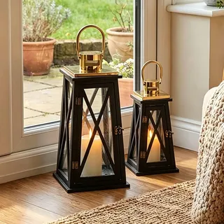 TRIROCKS 2 Stück Kerzen Laternen 55 cm & 40 cm Hoch Holz Schwarz Kerzenhalter Vintage Kerzenständer mit Glas Silber Metallring Gartendeko Grablaterne Balkon Deko für Muttertag Hochzeit