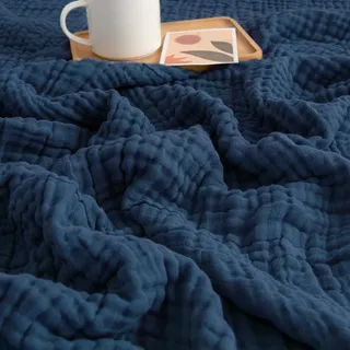 MeYuxg Musselin Decke 150 x 200cm, Muselindecke Erwachsene,100% Baumwolle Throw Blanket, Musselin Sommerdecke, Musselins Tagesdecke, Musselins Bettdecke für Bett & Sofa, Ganzjahresdecke (Dunkelblau)