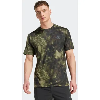 adidas T-Shirt ADIDAS PERFORMANCE "TRAIN ESSENTIALS SEASONAL ALLOVER-PRINT", Herren, Gr. S, grün (olive strata), Obermaterial: 92% Polyester, 8% Elasthan, Rundhals, Shirts T-Shirt, sportlicher Stil, Alloverprint im Camouflage-Look, schnell trocknend