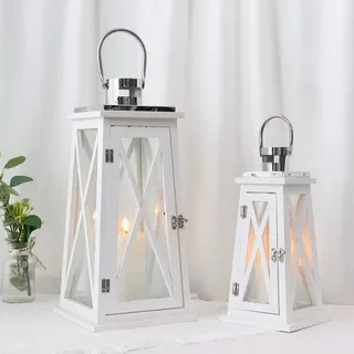 TRIROCKS 2 Stück Kerzen Laternen 55 cm & 40 cm Hoch Holz Weiß Kerzenhalter Vintage Kerzenständer mit Glas Silber Metallring Gartendeko Grablaterne Balkon Deko für Muttertag Hochzeit