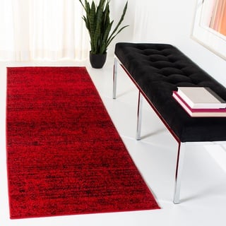 SAFAVIEH Zeitgenössische Teppich für Wohnzimmer, Esszimmer, Schlafzimmer - Adirondack Collection, Kurzer Flor, Rot und Schwarz, 62 X 240 cm