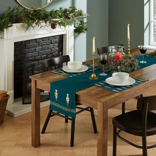 Catherine Lansfield Dining Christmas Tischläufer Nussknacker aus Reiner Baumwolle 33x220 cm grün
