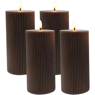 Relaxdays LED Kerzen, 4er Set, HxD: 18 x 7,5 cm, flackernde Flamme, Echtwachs, Rillen, flammenlose Blockkerzen, Coffee
