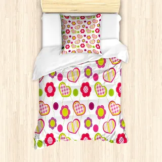 ABAKUHAUS Retro Mantele, Patchwork-Blumen-Herz, Milbensicher Allergiker geeignet mit Kissenbezügen, 135 cm x 200 cm - 80 x 80 cm, Mehrfarbig