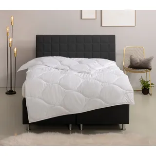 Home affaire Microfaserbettdecke »Angly, Bettdecke 135x200 cm und 155x220 cm« leicht Füllung Polyester Bezug Polyester 1 Stk. tlg. Bettdecken, Sommer, Winter, Decke, Allergiker geeignet (Hausstaub), weiß