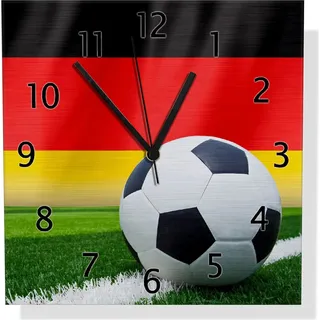 Wallario Design Wanduhr Fußball vor einer Deutschlandflagge aus Aluverbund, Größe 30 x 30 cm - Schwarz