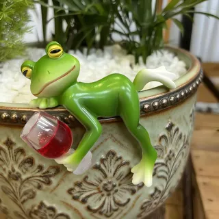 Norhogo 1 Stück Rotwein trinken, Blumentopf Hänger Frösche Deko, Frösche Tiere Harz Statue, Lustige trinkende Froschstatue Blumentopfhänger, für Zuhause Garten Zaun Balkon Terrasse Rasen Hof Ornamente