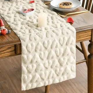 Artoid Mode Weich Plüsch Samt Faux Pelz Jacquard Beige Herz Valentinstag Tischläufer, Küche Tisch Dekoration Urlaub Party Dekor 33x183 cm