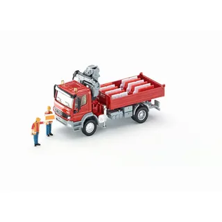 siku 3534, LKW mit Ladefläche und Kran, 1:50, Metall/Kunststoff, Rot, Inkl. 2 Spielfiguren und 12 Verkehrsleitblöcken