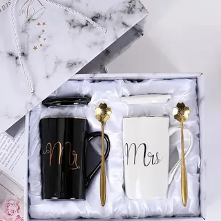 Disoza Mr & Mrs Tassen 2er Set - Valentinstag & Hochzeit Kaffeetassen als Geschenk für Brautpaar, Jahrestagsgeschenk, Verlobungsgeschenk - Schwarze & Weiße Tassen, auch ideal für Weihnachten