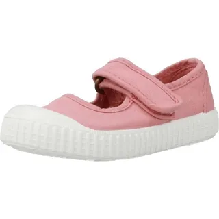VICTORIA 36605 Nackte