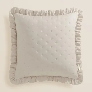 ROOM99 Molly 45 x 45 cm Zierkissenbezüg Kissenbezüg Kissenhüll Dekorative Dekokissen Wurfkissenbezug Deko Aesthetic Modern Schlafzimmer Wohnzimmer mit Rüsche Beige,1 Stück