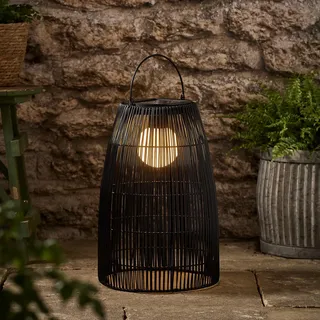 Lights4fun 43cm LED Stehlampe Solar Schwarz Korb Deko Außenbereich Garten Solarleuchten für außen, L4F24017