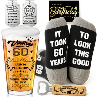 Joybble Geschenke zum 60. Geschenke für Männer, Personalisierte Bierglas mit Gravur, 60-Bierglas in Fassbox 470ml, Deko 60 Geburtstag mit Geburtstagskarte, Lustige Geschenkideen, Flaschenöffner
