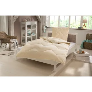 Naturfaserbettdecke + Kopfkissen ÄLGDRÖM "Bettdecke 135x200 cm, Decke mit natürlichen Materialien", beige (natur), B/L: 135cm x 200cm Anzahl Teile 1, B/L: 80cm x 80cm Anzahl Teile 1, Bezug: Baumwolle Füllung: Baumwolle Kunstfaser, normal, Bettdecken Bezug: 100% Baumwolle. Kopfkissen Bezug: 100% Baumwolle. Bettdecken Füllung: 100% Baumwolle. Kopfkissen Füllung: 100% Baumwolle, Bettwaren-Sets, Naturfaserbettdecke + Kopfkissen, Set mit Kissen 80x80 cm, Winter und Sommer, Made in Germany